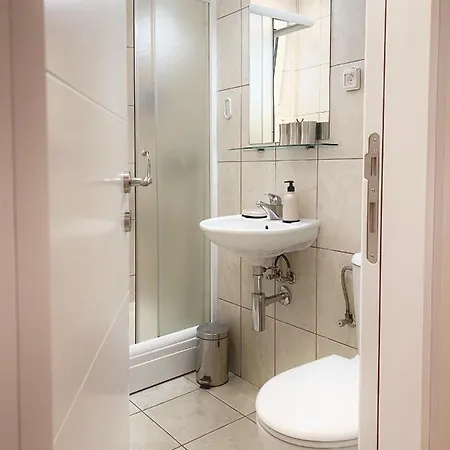 Lav Apartments Херцег-Нови Экстерьер фото