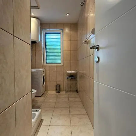 Lav Apartments Херцег-Нови Экстерьер фото