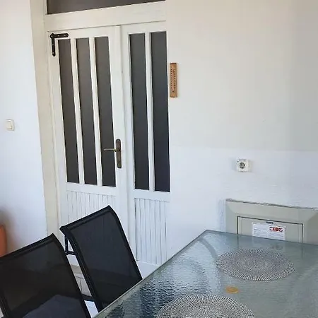 Lav Apartments Херцег-Нови Экстерьер фото